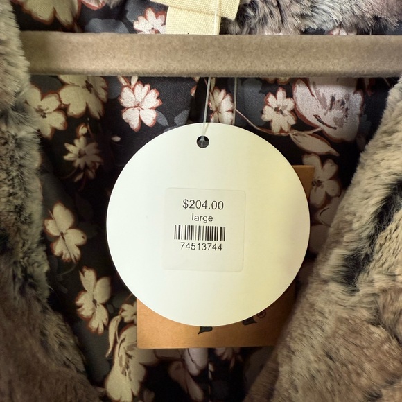 VU Women's Teddy Jacket - Brown and Gray - Picture 3 of 3